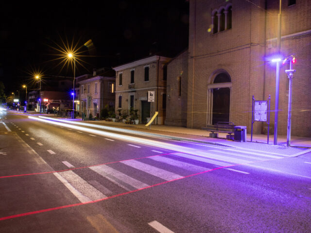 Il progetto pilota per illuminare le strisce pedonali sul Giornale di Brescia